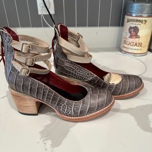 Freebird by Steven Randi size 7